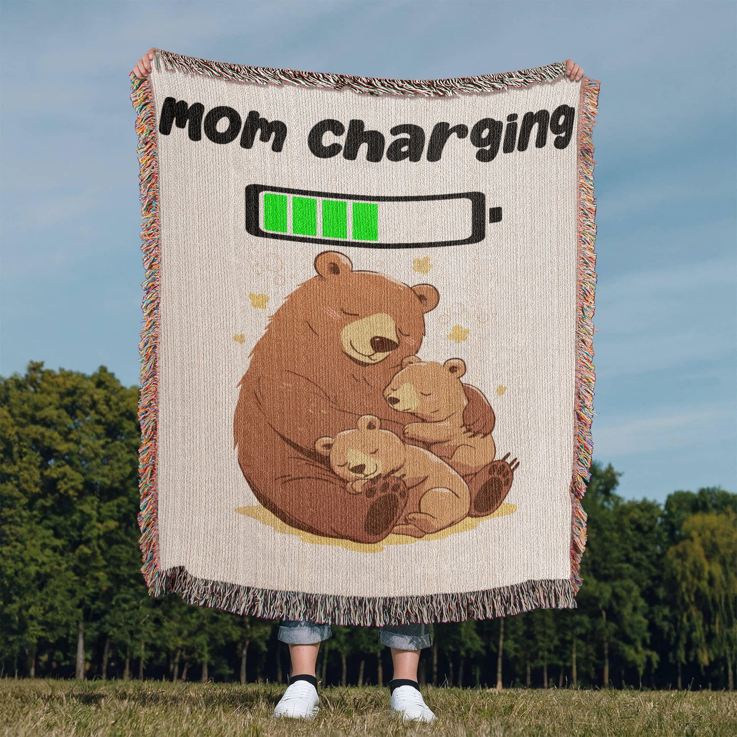 Mom Charging Bear Blanket – Soft Fleece Throw for Moms, Cozy Gift from Kids, Cute Mama Bear and Cubs Design